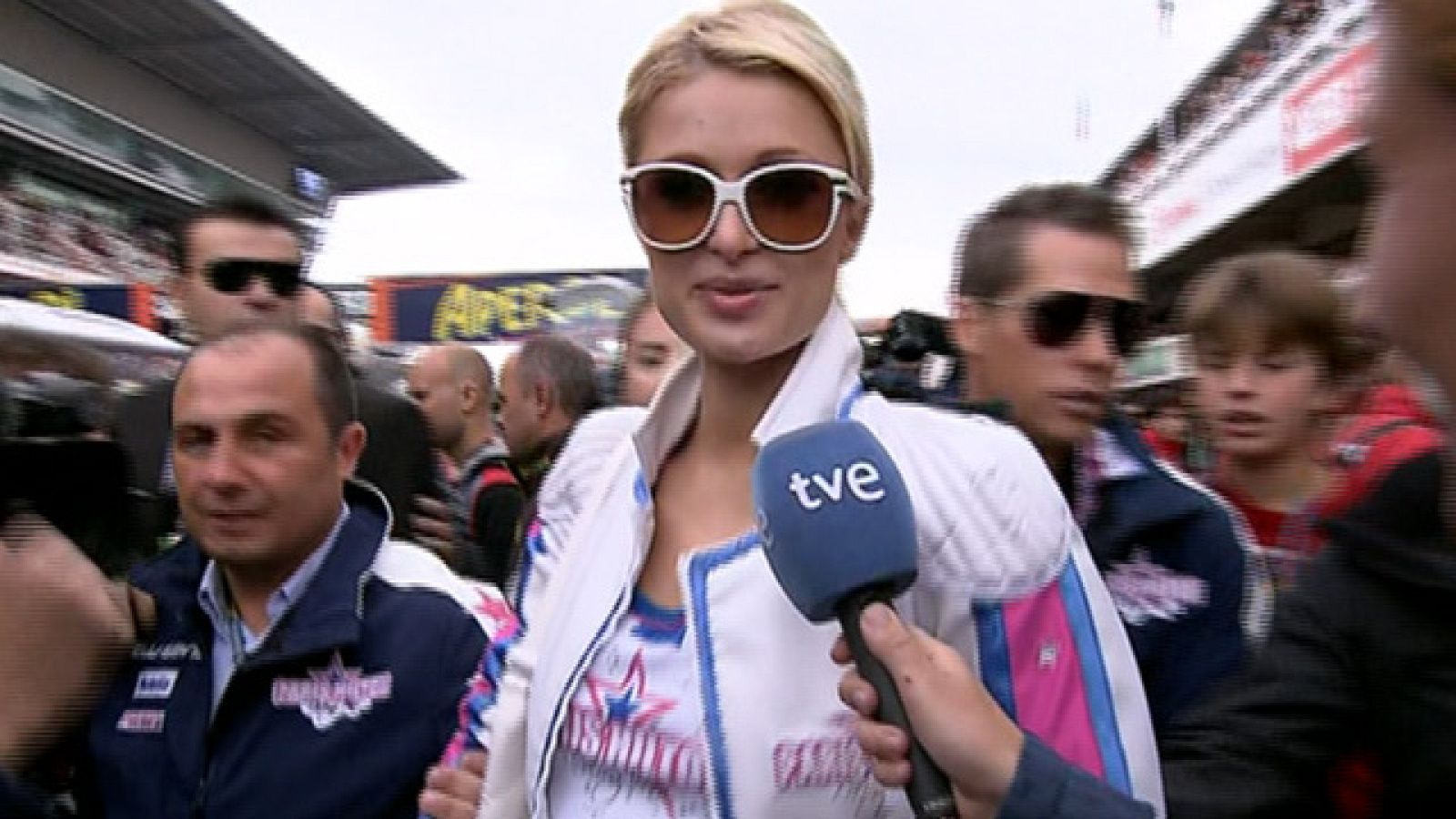 Paris Hilton en el GP de Catalunya | Ver