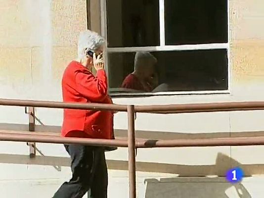 Telediario 1 - La oferta de telefonía móvil se ha multiplicado y comienza una guerra de tarifas