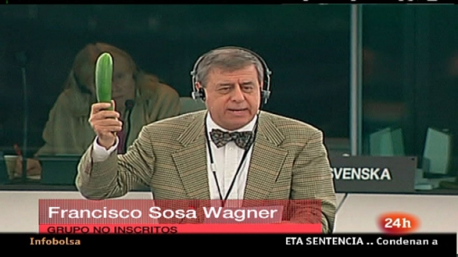 Europa 2011 - 10/06/11 - Hablamos de la crisis alimentaria por la ind¡fección de E.Coli con el vicepresidente de la comisión de Agricultura del Parlamento Europeo - Ver ahora