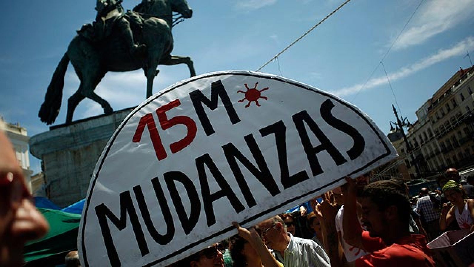 Toda la información del Telediario de Fin de semana, en cuatro minutos.