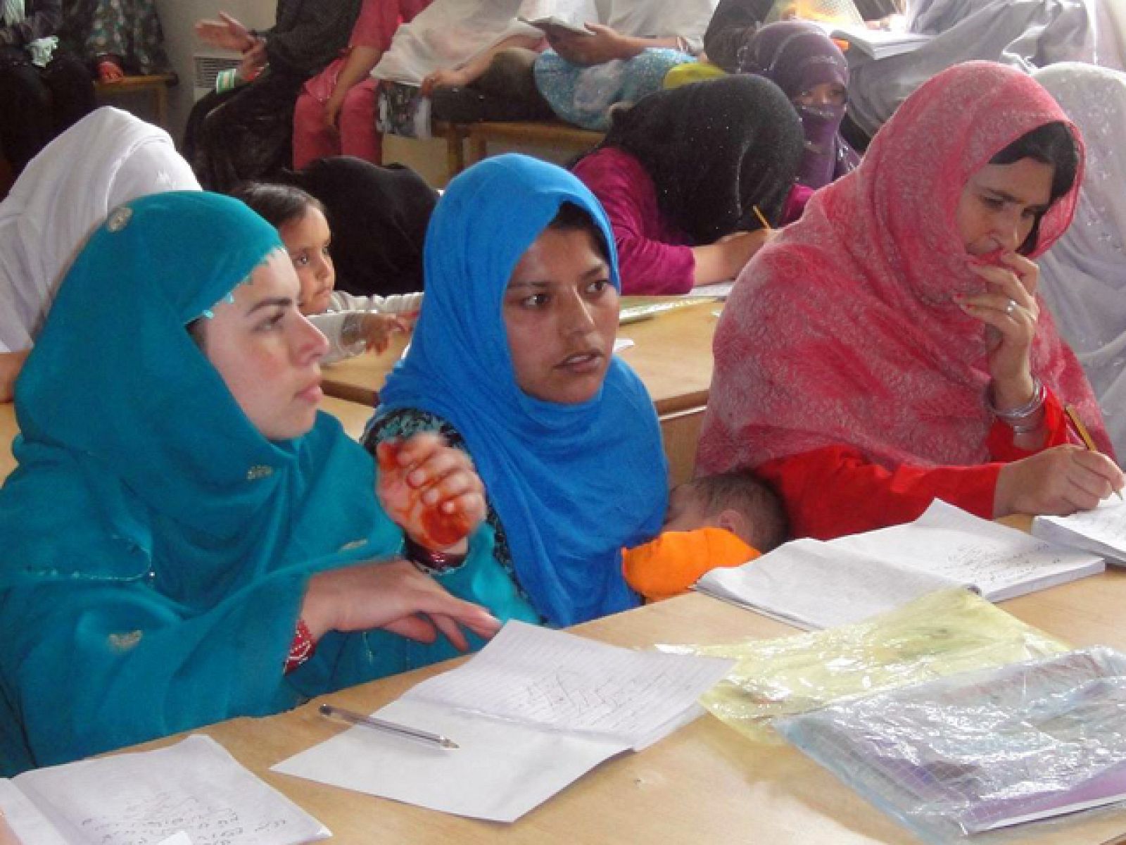 En portada - Afganistán, más allá del Burka - Escuchar ahora