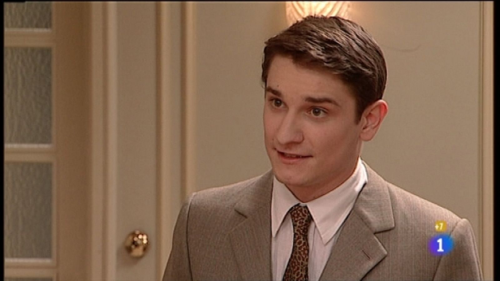 Amar en tiempos revueltos - T6 - Capítulo 201 - Ver ahora