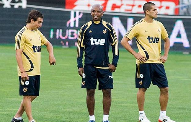 Eurocopa - La selección vela armas