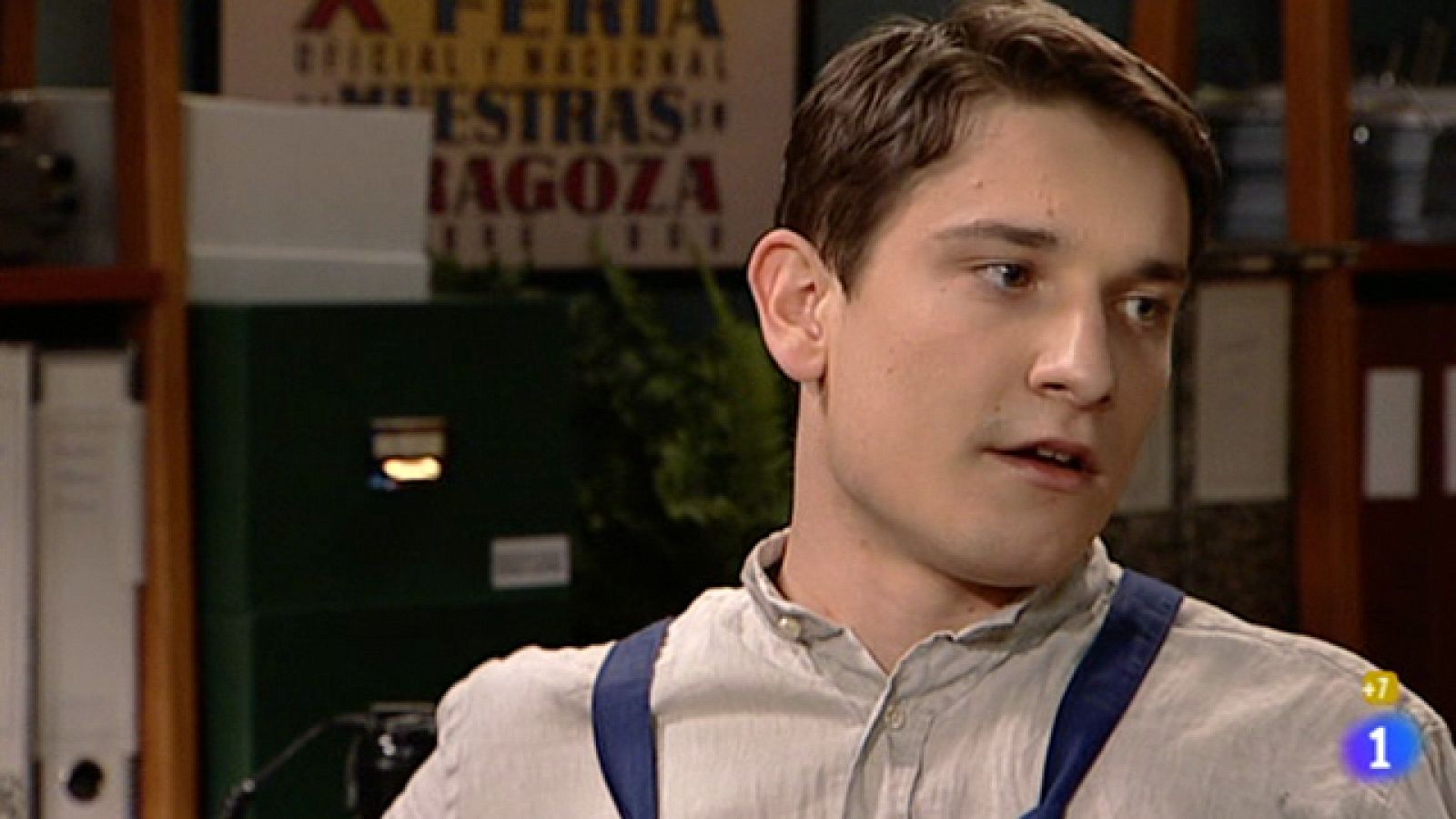 Miguel no piensa en nada serie con Leona