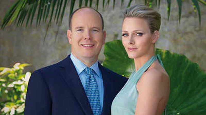 Alberto de Mónaco anuncia su compromiso con Charlene Wittstock