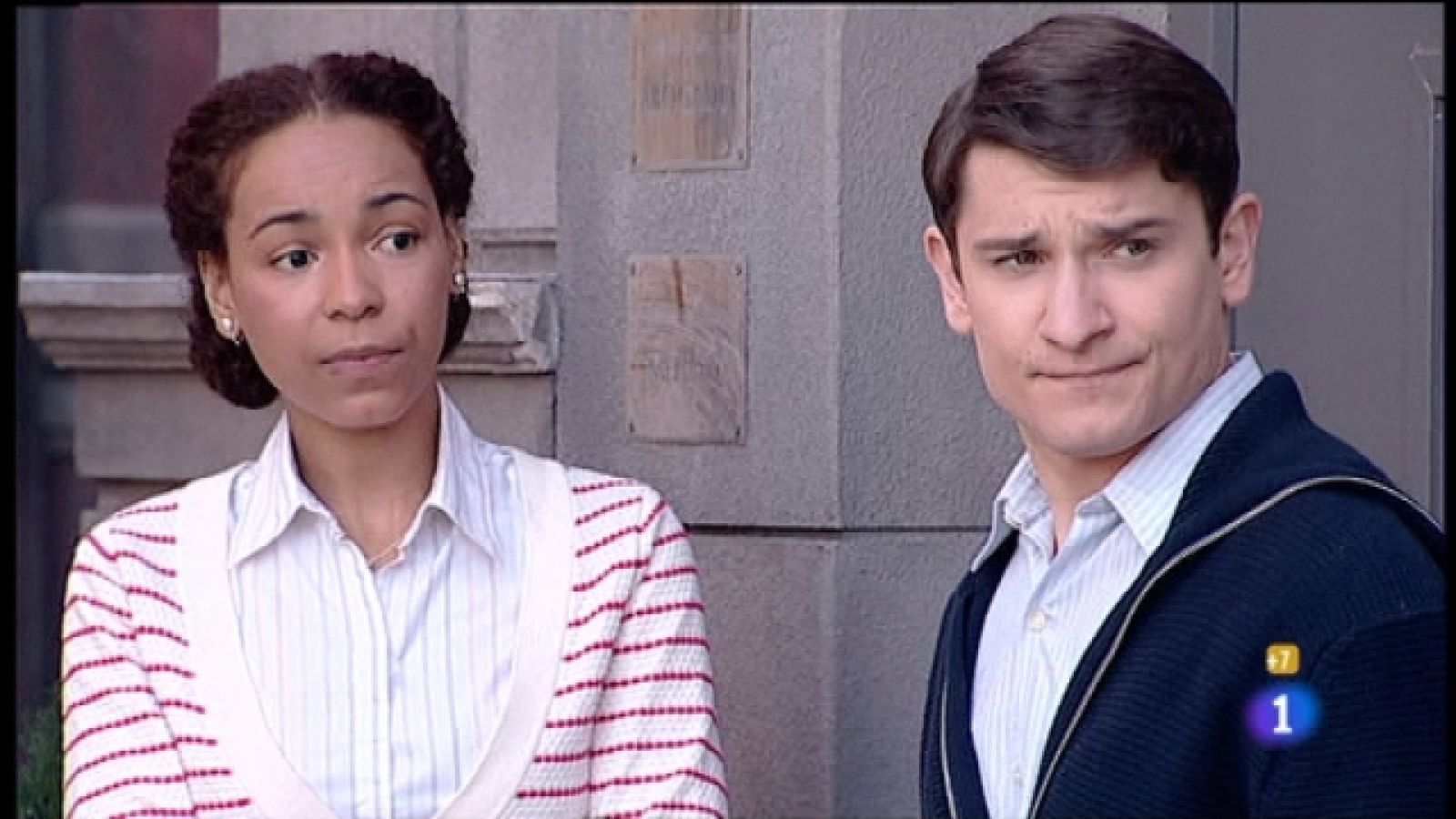 Amar en tiempos revueltos - T6 - Capítulo 203 - Ver ahora