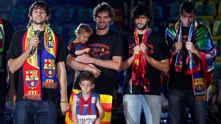 Telediario 1 - Regal Barcelona celebra la Liga ACB