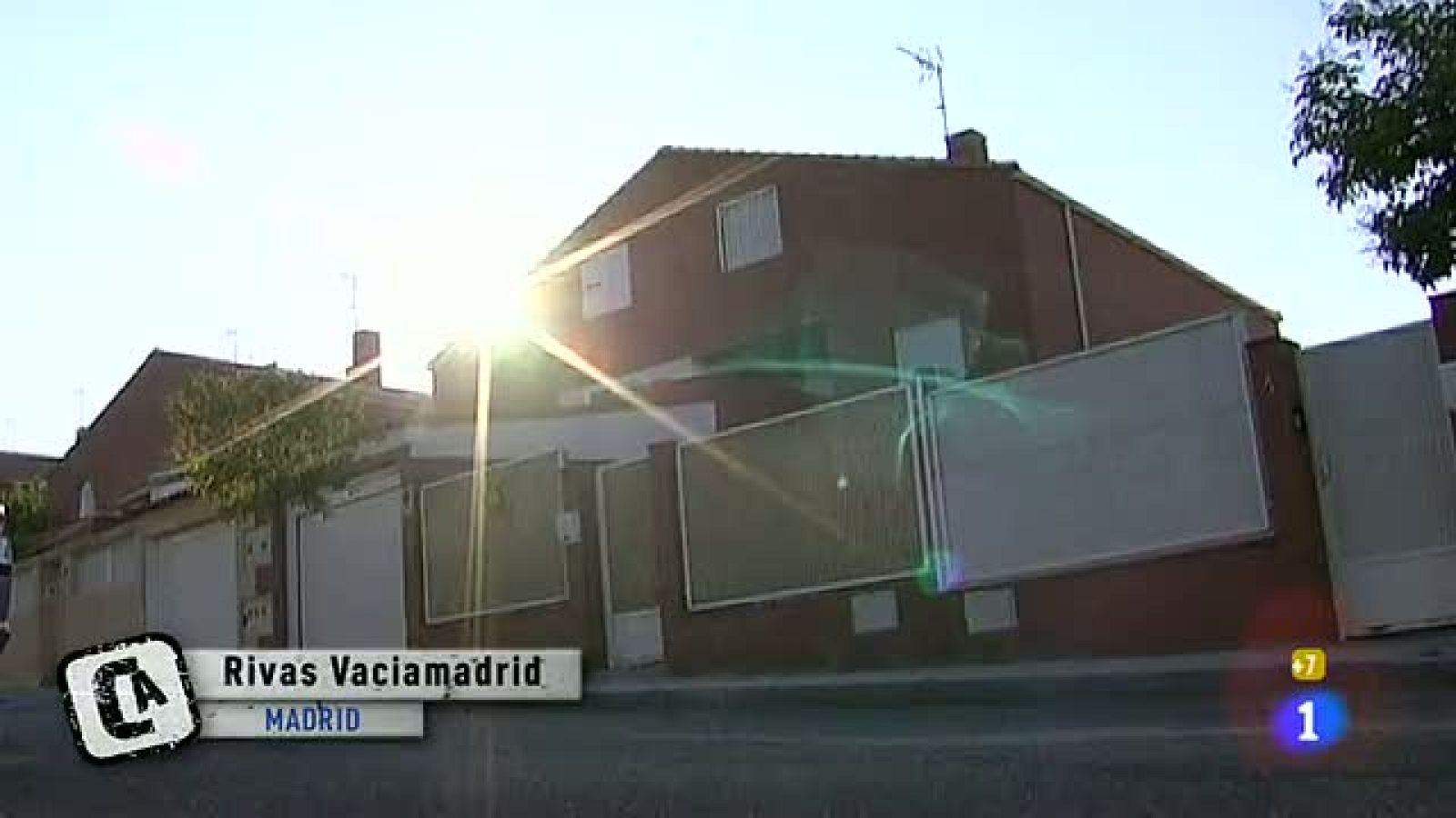 Comando Actualidad - Todo en un día - Domingo en la urbanización - Comando Actualidad | Ver