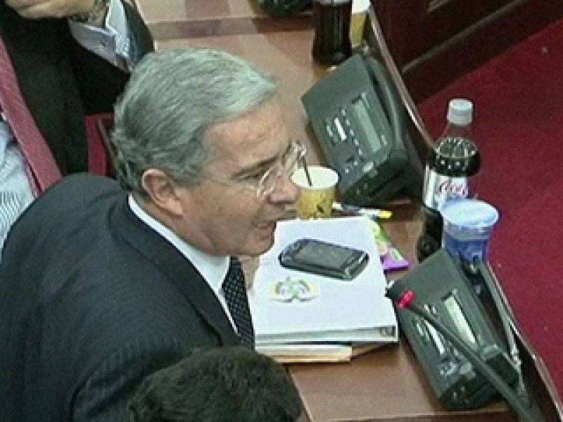 Álvaro Uribe, no tendrá que declarar por el caso del espionaje telefónico
