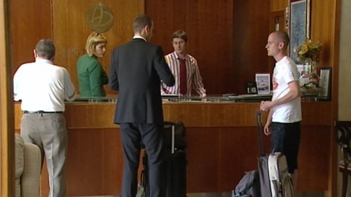 Telediario 1 - Más empleo en turismo