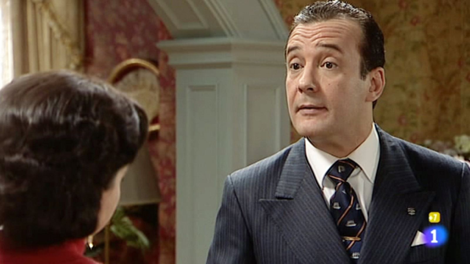 Amar - Andrés exige a Benita la verdad