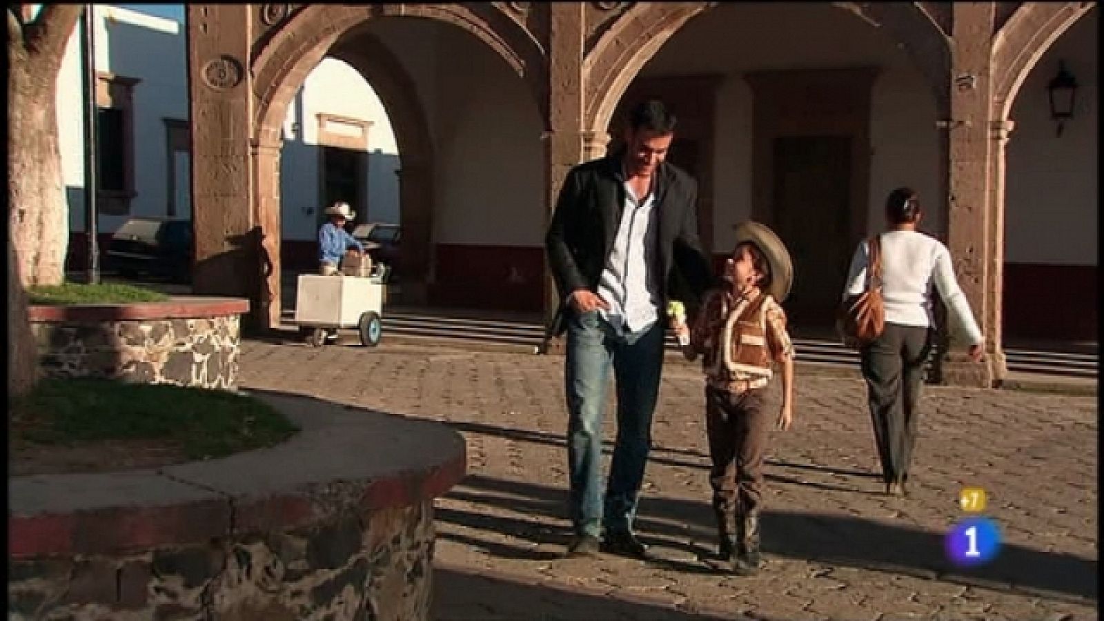 Soy tu dueña - Capítulo 87 - Benita es víctima de las alucinaciones de Ivana. Rosendo, desde lejos, será testigo - Ver ahora