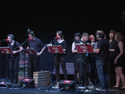  - RNE presenta 'Extraños en un tren'