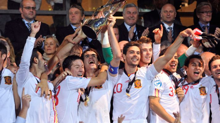 Telediario 1 - Telediario Matinal en 4' - 26/06/11