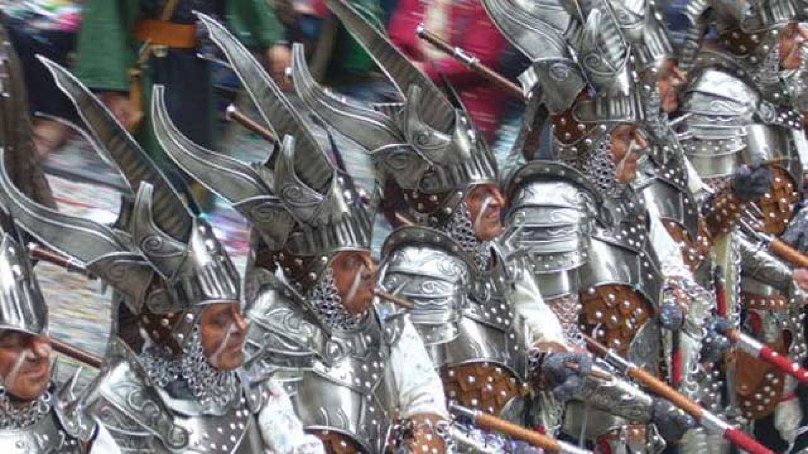 On Off: Fiestas de Moros y Cristianos en Alcoy - On Off | Ver