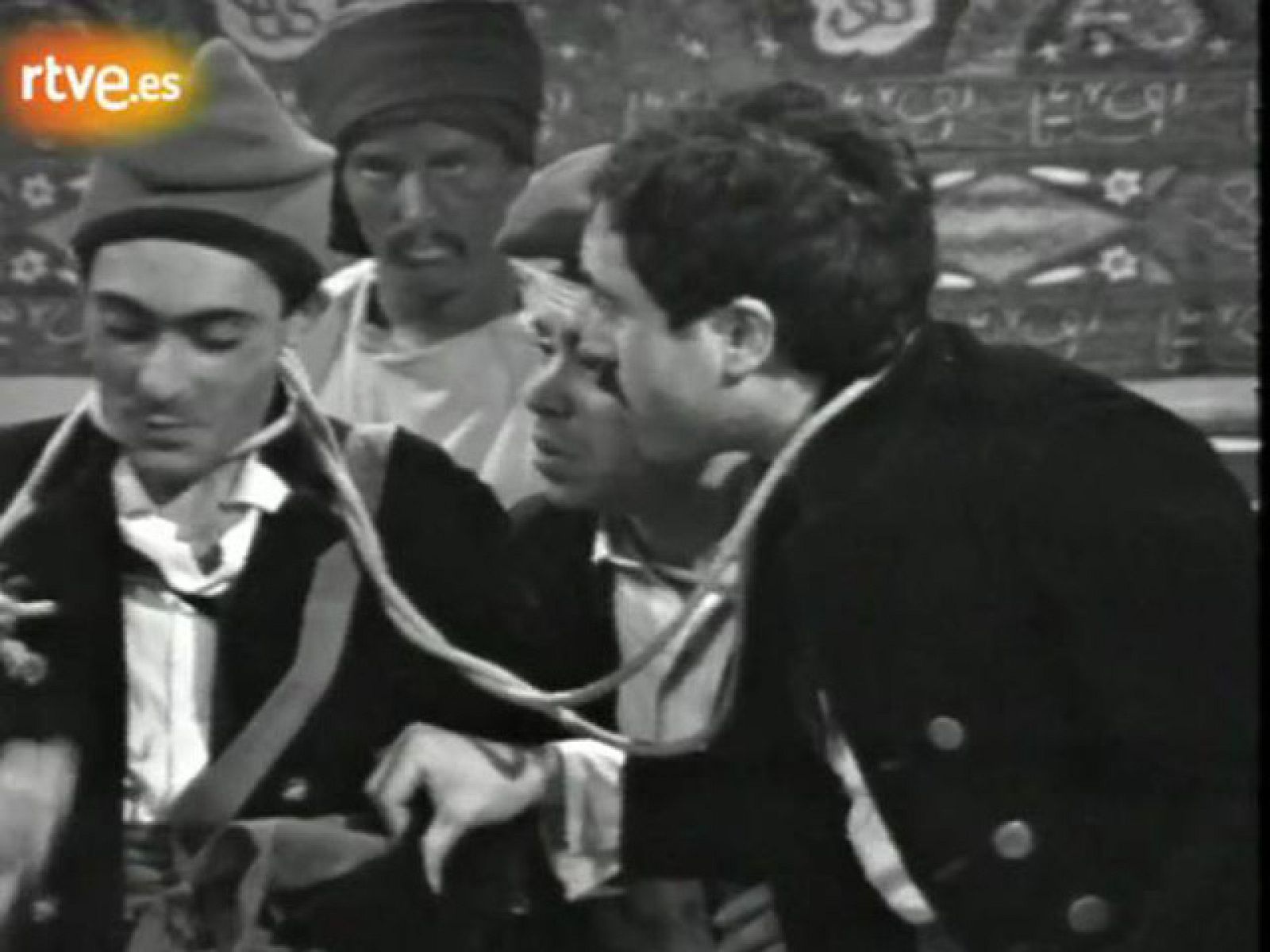 Arxiu TVE Catalunya - Lletres catalanes -  A l'Àfrica, minyons!