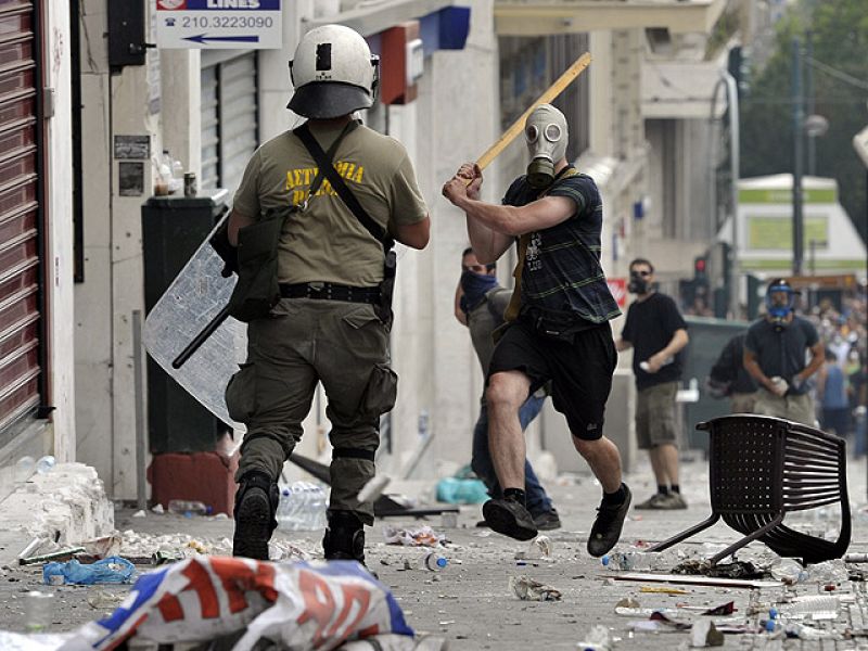 Máxima tensión en Grecia en un día crucial para su futuro