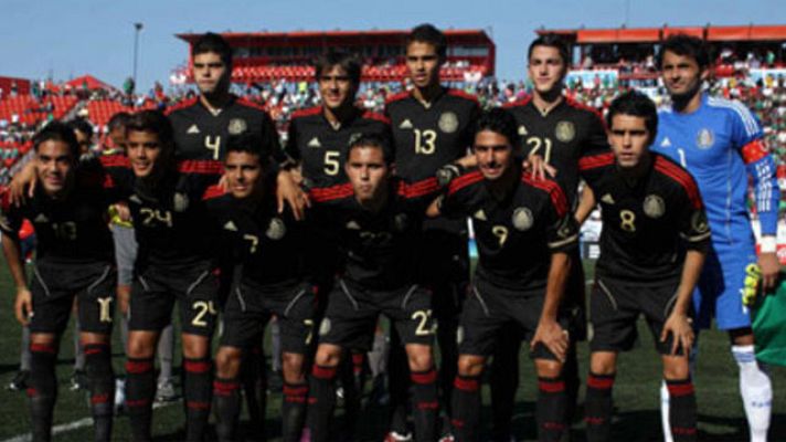 Telediario 1 - Escándalo con prostitutas en la selección de México