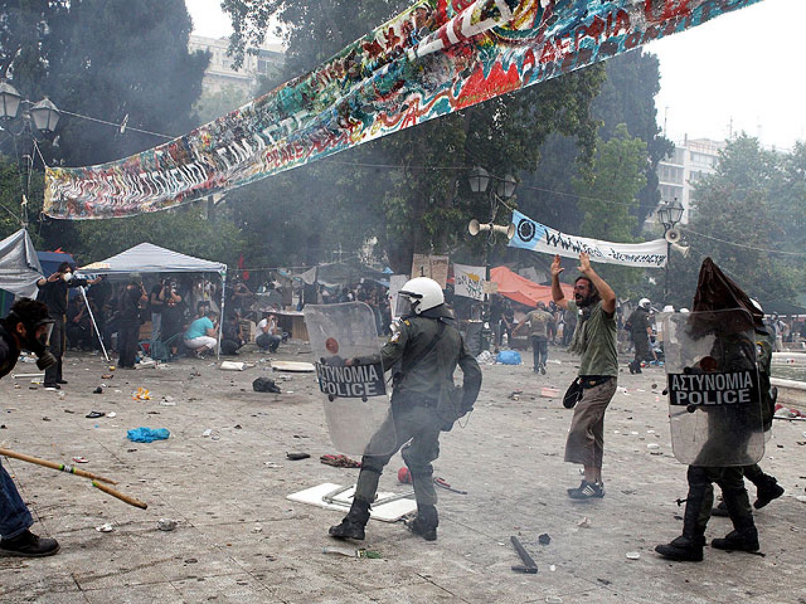 Telediario 2 en cuatro minutos - 29/06/11