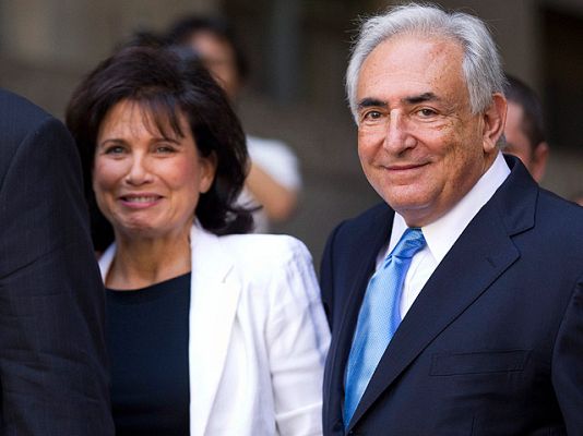  - Strauss-Kahn queda en libertad pero se mantienen los cargos de agresión sexual