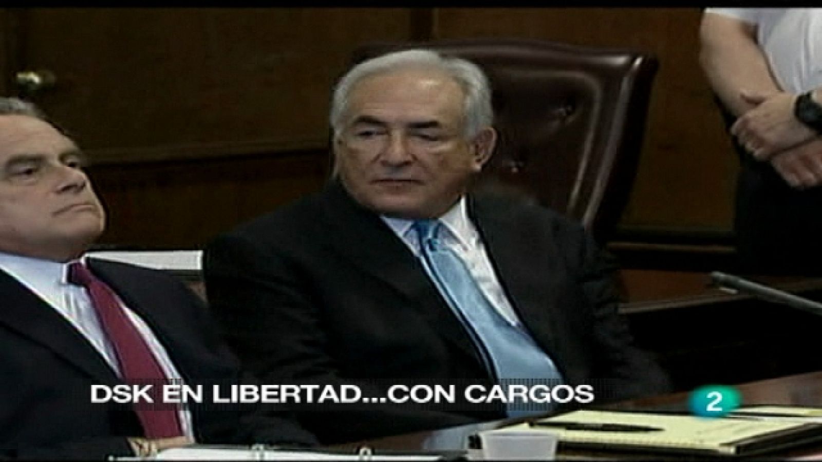 La 2 Noticias - 01/07/11 - Ver ahora