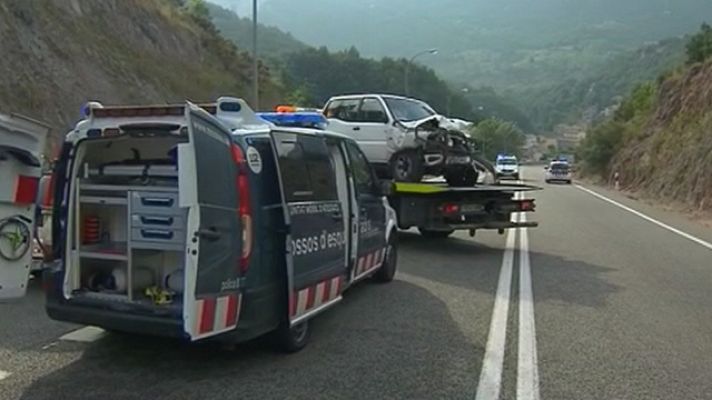 Telediario 1 - Grave accidente de tráfico en Aranjuez, Madrid