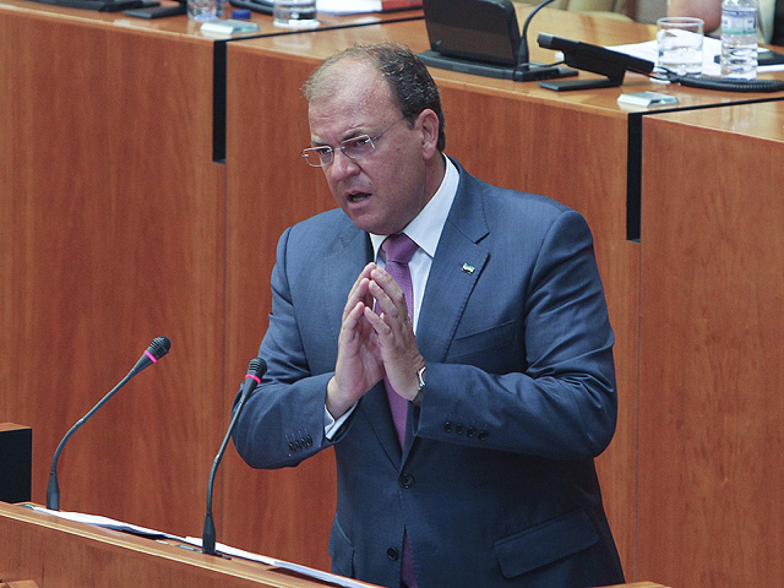 Monago aboga por el consenso en Extremadura y anuncia una reducción de consejerías - Informativo 24h | Ver