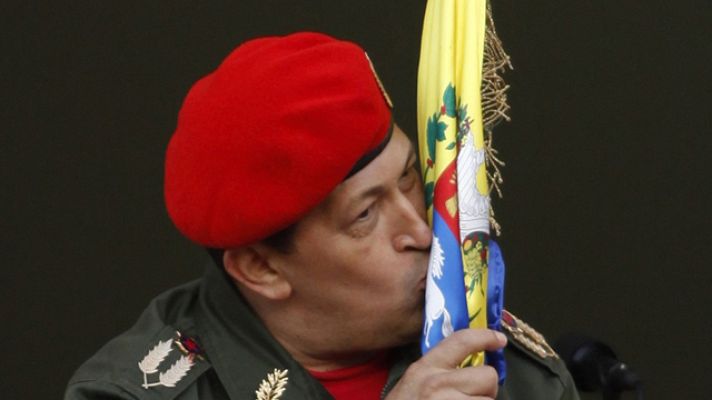 Telediario 1 - Chávez confía en ganar la batalla