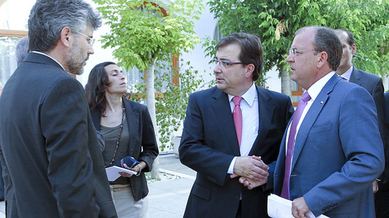 Monago no logra la mayoría absoluta del Parlamento extremeño