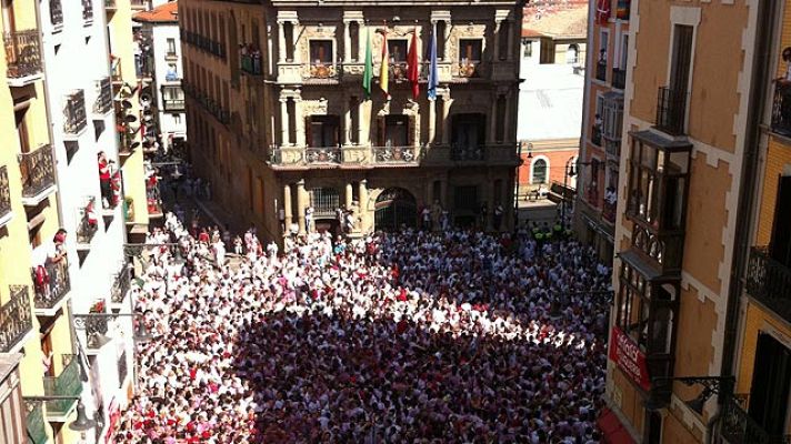 San Fermín - Cuenta atrás en Pamplona para lanzar el chupinazo de San Fermín 2011