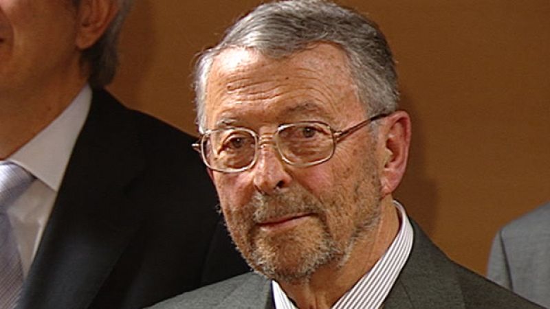 Alberto Oliart dimite como presidente de RTVE "por motivos personales"