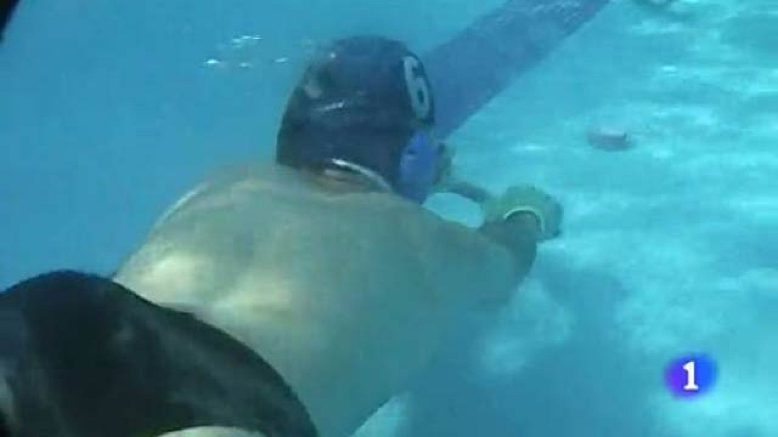 El hockey subacuático, al descubierto | Ver