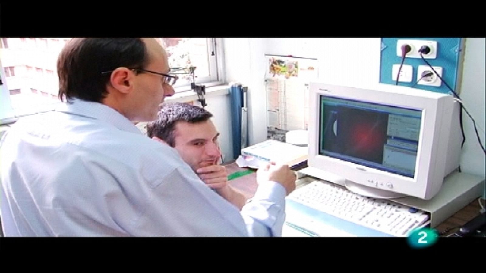 + Investigadores - Valentín García Baonza - Ver ahora