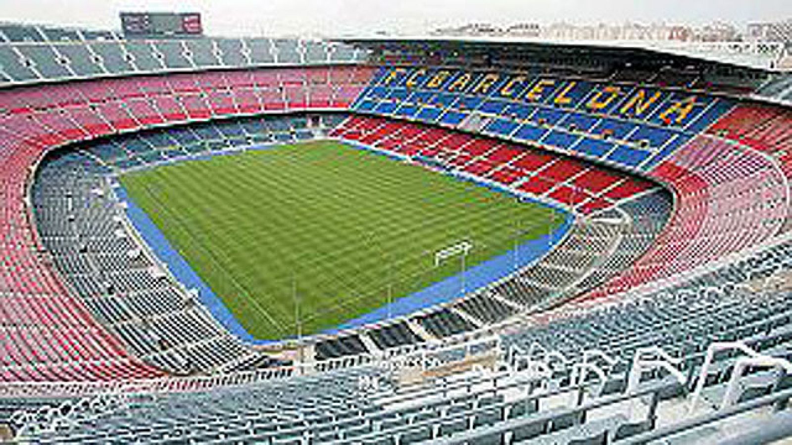 El Camp Nou debuta como escenario de bodas