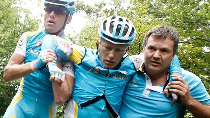 Tour de Francia - 'Vino' y V. den Broeck se caen y dicen adiós