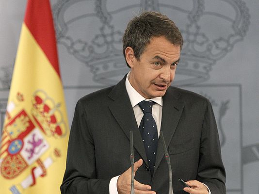 Telediario 1 - Zapatero pide "una respuesta europea" ante la presión de los mercados