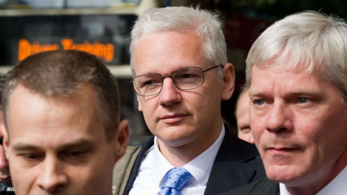 Informativo 24h - Assange afronta su juicio de extradición a Suecia