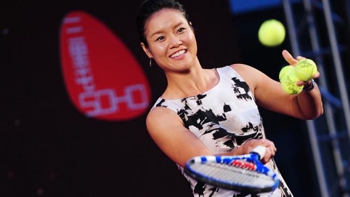 Telediario 1 - Li Na rinde China a sus pies