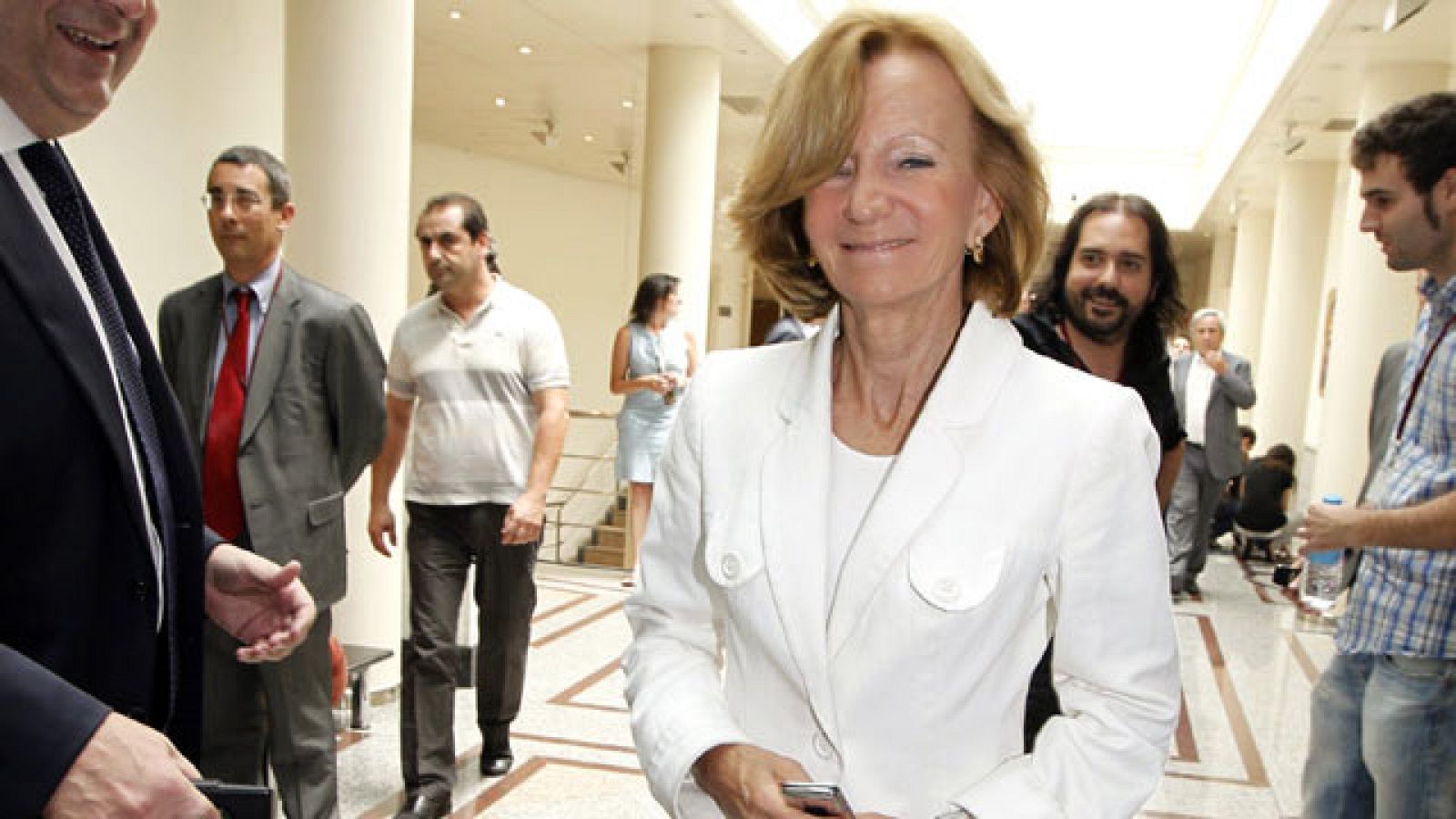 Salgado critica la falta de oportunidad de las agencias | Ver