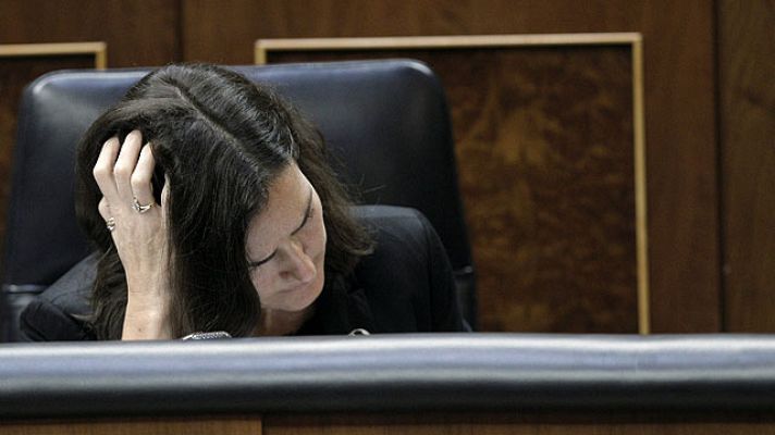 Telediario 1 - González-Sinde anuncia un mayor control sobre las sociedades de gestión de derechos de autor