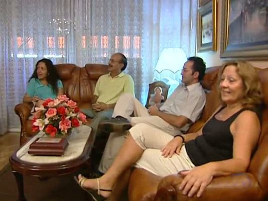 Telediario 1 - El 75% de lo jóvenes emancipados no se independiza antes de los 26 años