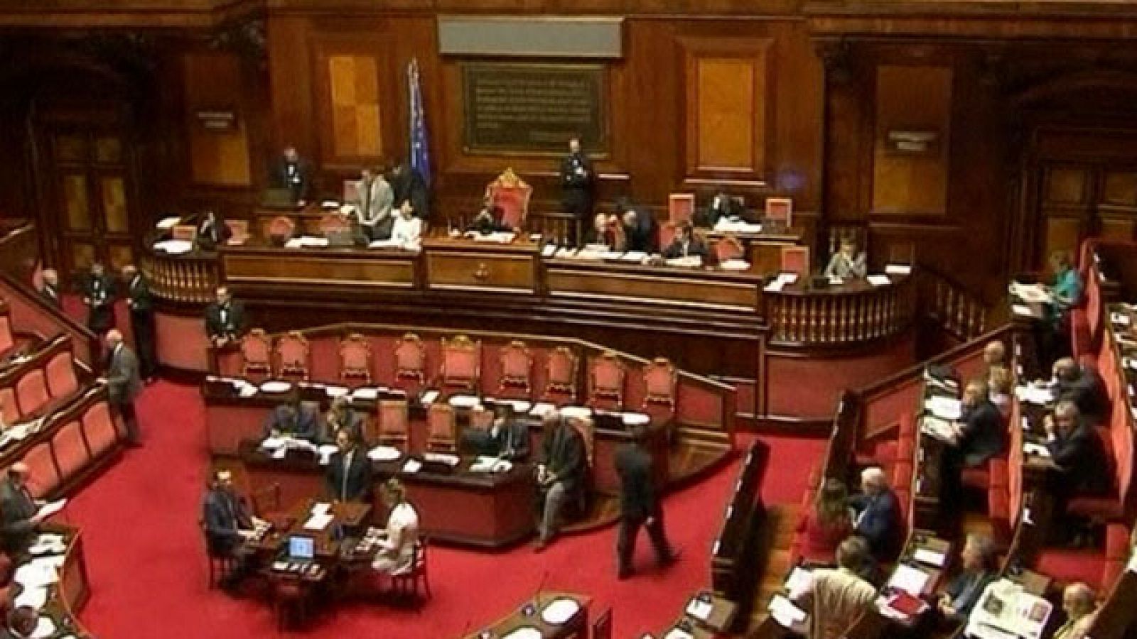 Italia aumenta de 47.000 a 79.000 millones de euros su plan de ajuste