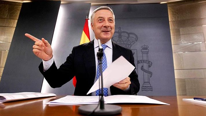 Telediario 1 - Pivatización de Barajas y El Prat