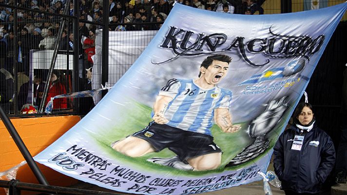 Telediario 1 - Kun al rescate frente a Uruguay