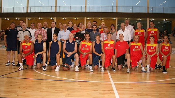 Telediario 1 - Basket solidario con Lorca