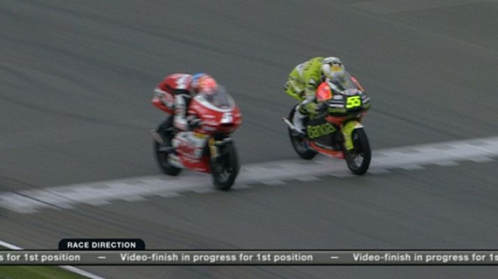  - Faubel gana 'in extremis' en 125cc