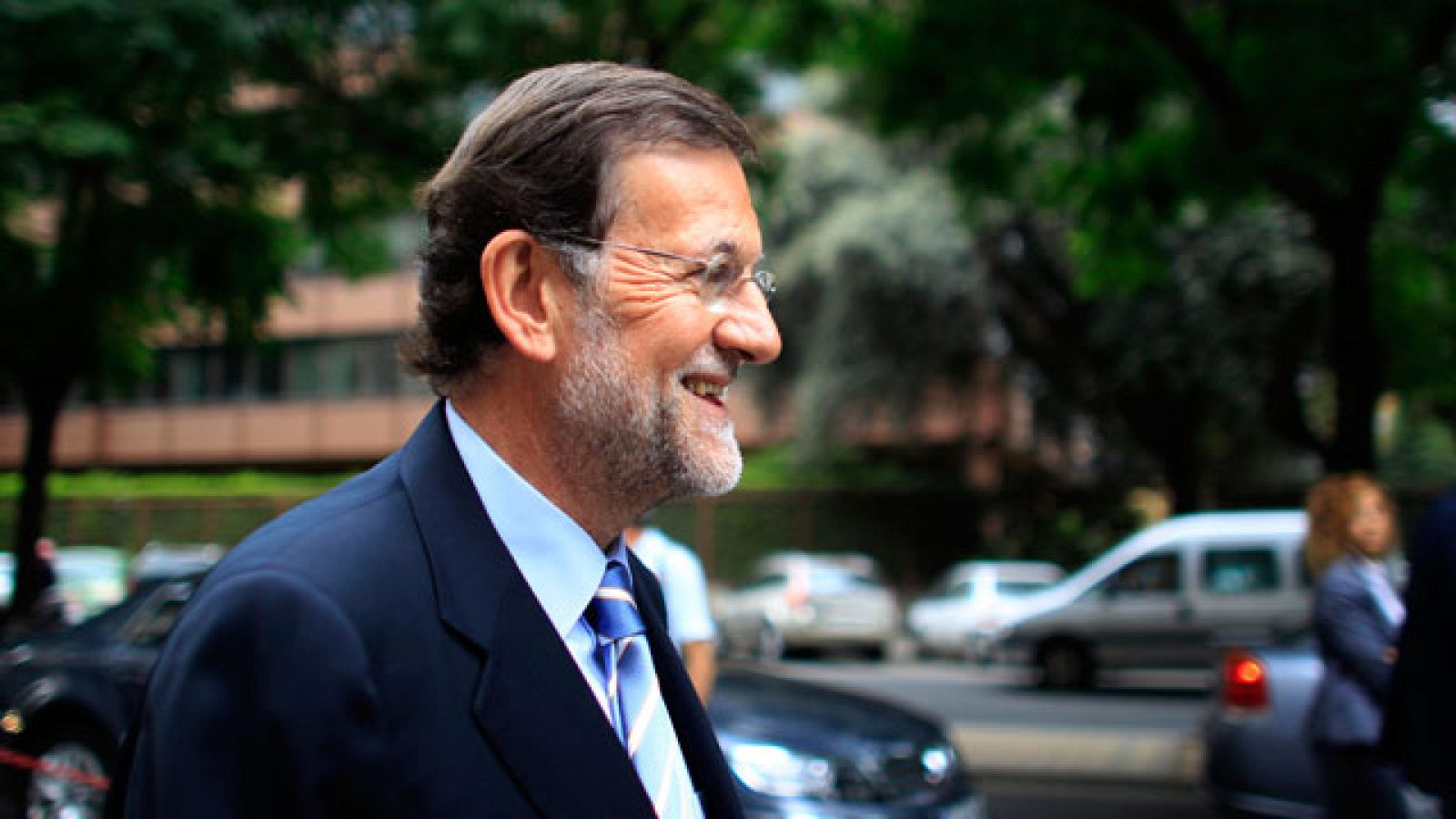 Rajoy critica las políticas del Gobierno en Galicia y evita hablar de Camps