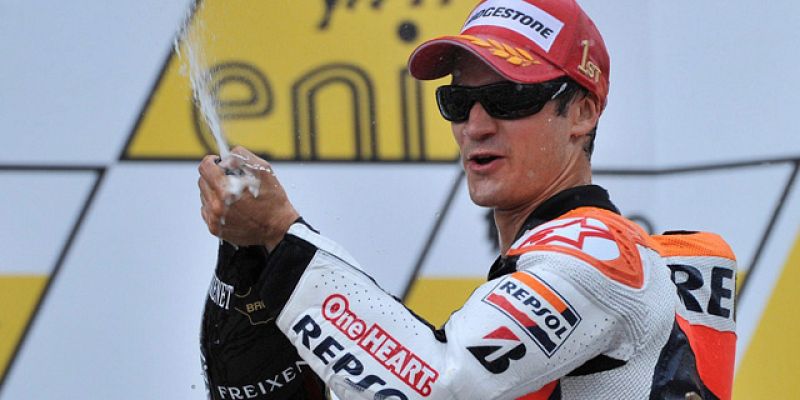 Pedrosa se reencuentra con la victoria | Ver