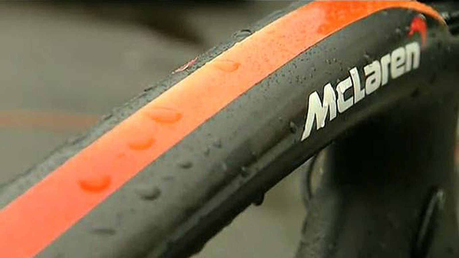 Mark Cavendish, el esprínter más laureado del mundo, es de los pocos del pelotón que puede presumir de una bicicleta especial. Su máquina ha sido construida por la factoría MacLaren de Fórmula Uno.