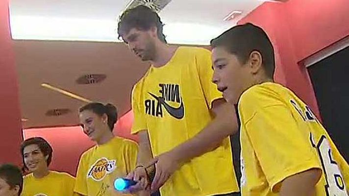 Telediario 1 - Pau tiene 'mono' de baloncesto